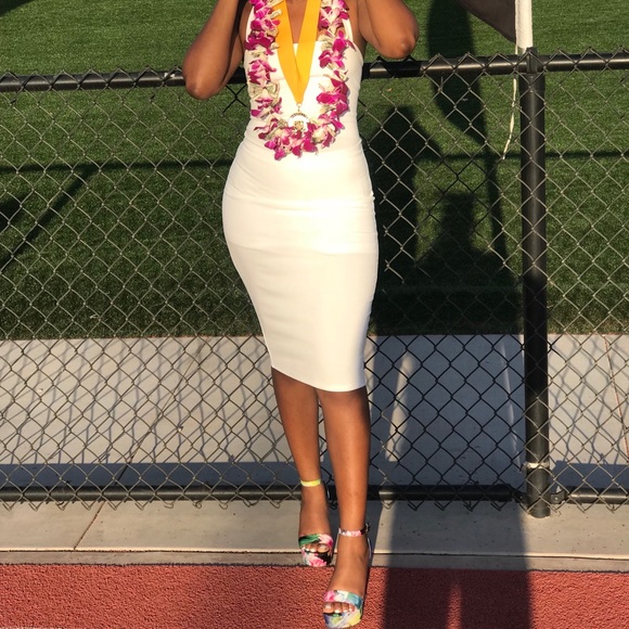 White long skin tight dress - Picture 1 of 4